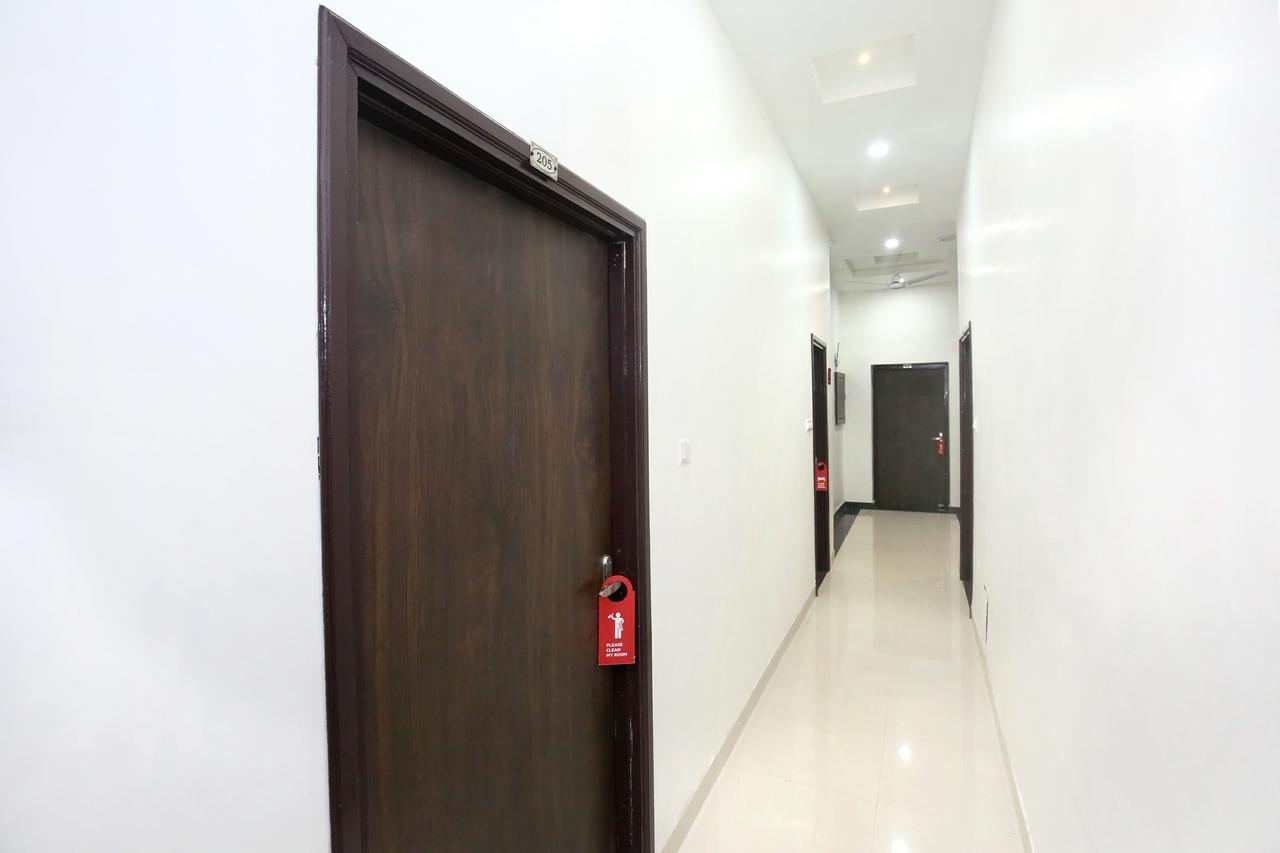 فندق Oyo 11421 Regal Residency أمريتسار المظهر الخارجي الصورة